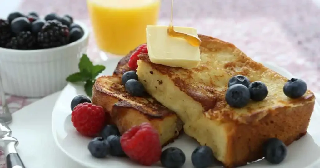 hawaiian-roll-french-toast